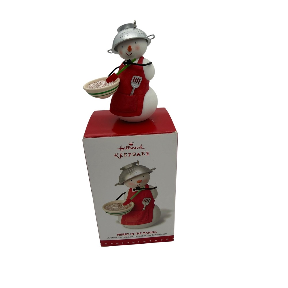 Hallmark Keepsake Merry in the Making Snowman Baker Christmas Ornament 2022 Box